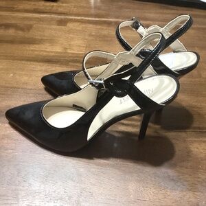 Nine West pumps